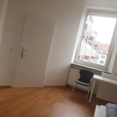 Helles 公寓 新特劳布灵